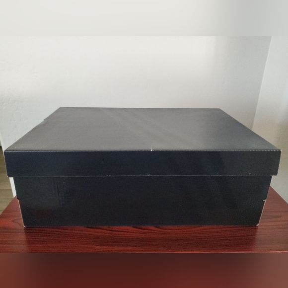 Adidas Shoe - Picture 2 of 14